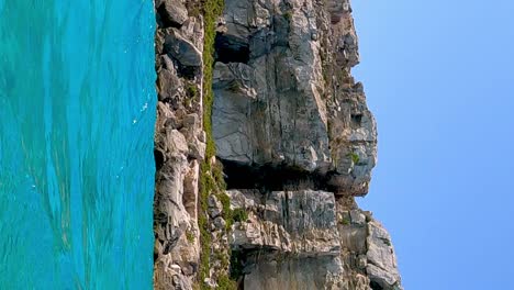 Vista-Panorámica-Izquierda-De-Cala-Rossa-En-La-Isla-Favignana-En-Sicilia,-Italia