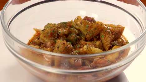 Spanish-tripe-food-callos-in-clear-glass-bowl