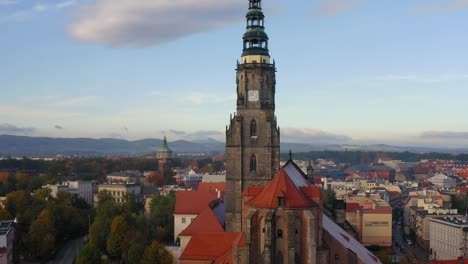 Swidnica-Stadt-Und-Alte-Kirche