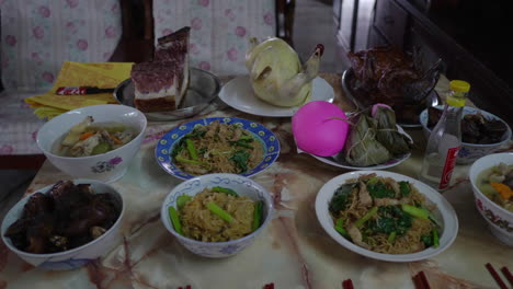 Food-preparation-for-praying-to-ancestor.-Chinese-culture