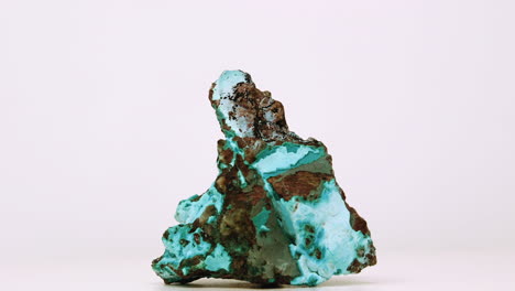 Very-close-view-of-Chrysocolla-mineral-sample