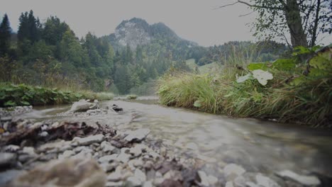 Timelapse,-river-water-flowing