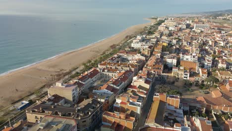 Luftaufnahme-Der-Stadt-Malgrat-De-Mar