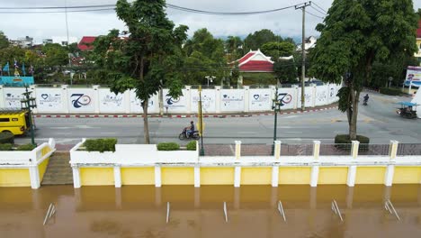 Seasonal-flooding-on-the-Mae-Ping-River,-Chiang-Mai,-Thailand