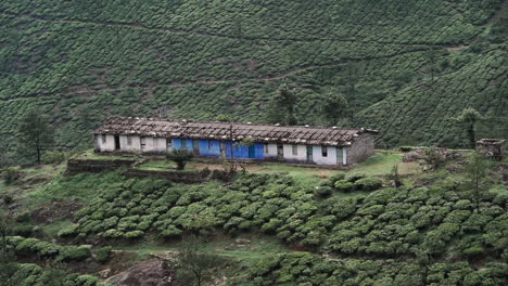 A-wide-shot-of-tea-estate-workers-home-on-a-tea-plantation-near-Valparai,-Tamil-Nadu