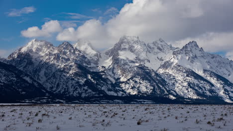 Time-lapse-of-clouds-moving-over-the-high-central-peaks-of-Grand-Teton-National-Park,-Wyoming