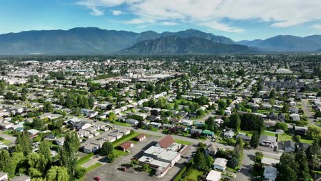 Panorama-Of-Suburbans-Near-Chilliwack-Municipal-Airport-With-Fraser-Valley-At-Background-In-BC,-Canada