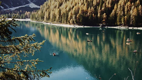Lake-Braies-in-turquoise-color,-Dolomites,-Italy
