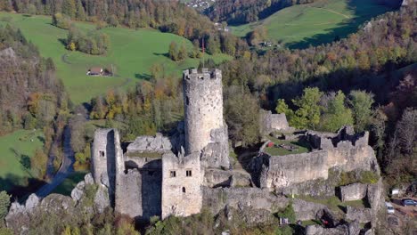 Burgruine-Neu-falkenstein-Bei-Balsthal-Schweiz-Luftbild