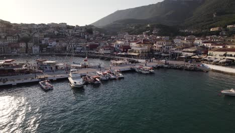 Port-of-Parga-on-Ionian-coastline-of-scenic-resort-town,-Epirus,-Greece