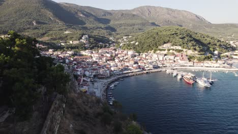 Aerial-view-over-Ionian-coast-of-picturesque-seaside-town-of-Parga,-Greece