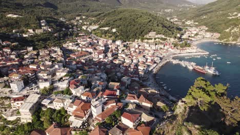 Aerial-view-of-seaside-quaint-town-of-Parga,-Greece