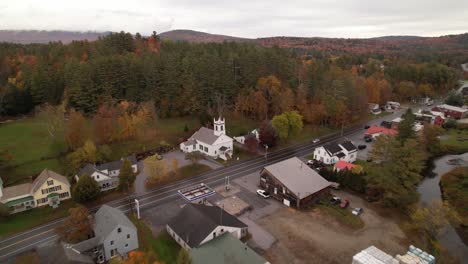 londonderry-vermont-in-new-england-aerial-pullout-in-fall