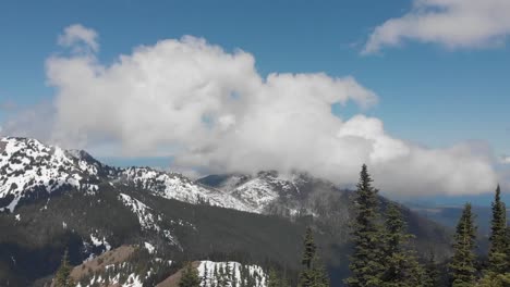 Drone-footage-of-Washington-snowy-mountain-top
