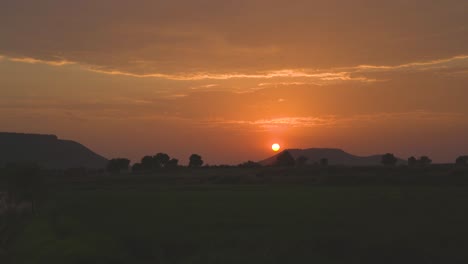 Sun-setting-behind-Hills-of-Gwalior