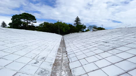 Exterior-View-of-Greenhouses-with-white-Roofs-to-Protect-Pineapples
