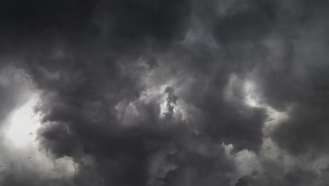 Dark-Stormy-Sky-Background-4k