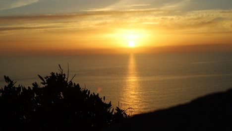 Enthüllt-Einen-Wunderschönen-Sonnenuntergang-In-Korsika