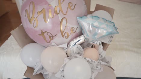 Luftballons-Mit-Schild-Bride-To-Be