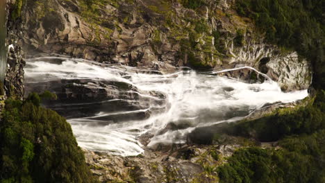 Popular-tourist-destination-in-New-Zealand---Lady-bowen-falls,-vertical-nature-background