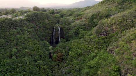 Cinematic-aerial-footage-of-famous-Wailua-waterfalls
