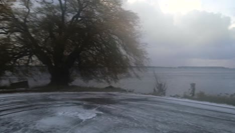Strong-winter-winds-blowing-across-the-surface-of-the-lake