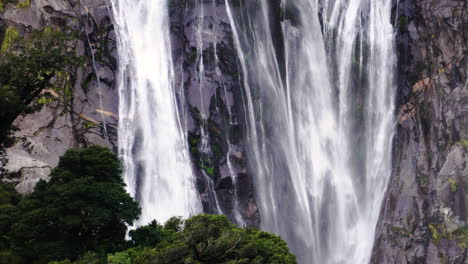 Powerful-waterfall-in-milford-sound,-New-Zealand---Lady-bowen-falls