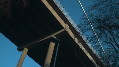 4k-Shot-of-the-famous-Älvsborgsbron-bridge-in-Gothenburg,-Sweden