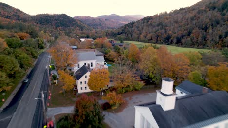 fall-aerial-church-in-rochester-vermont-in-fall-with-autumn-leaves-in-new-england
