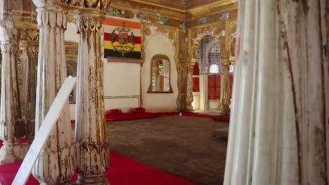 Blumenpalast-Oder-Phool-Mahal-Des-Königspalastes-Aus-Einem-Video-Aus-Verschiedenen-Blickwinkeln,-Aufgenommen-In-Mehrangarh-Fort-Jodhpur,-Rajasthan,-Indien