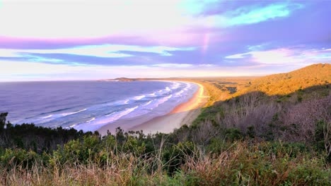 Sea-Waves-At-Crescent-Head-Beach---Colorful-Sunrise-During-Summer---Sydney,-NSW,-Australia