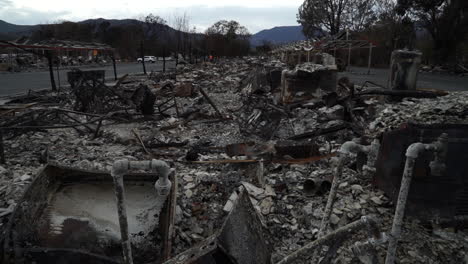 Destroyed-row-houses-after-Valley-Fire,-Lake-County,-California,-2015