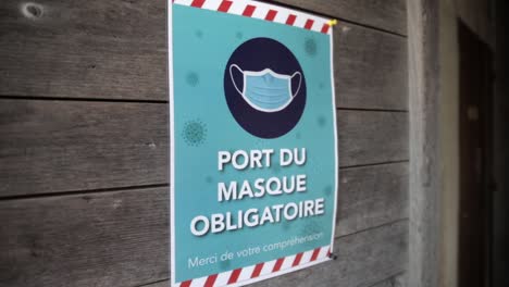 flyer-in-France-of-wearing-mask