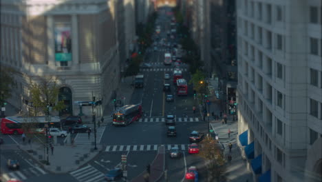 4K-time-lapse-of-downtown-street,-Washington-DC