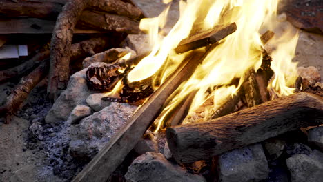 Shots-of-bonfire-slowly-burning