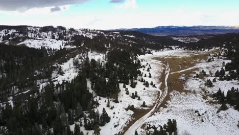 Snowy-Spring-day-in-the-Mountains-near-Sacagawea-Peak,-Montana