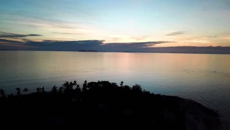 Fiji---Sunset-at-Beachcomber-Island