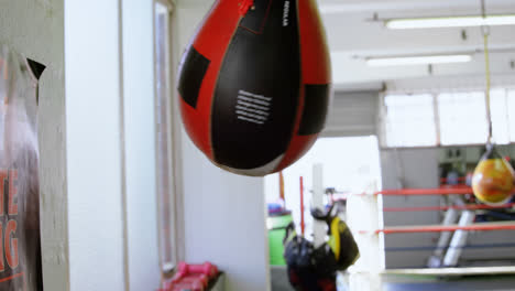 Speed-bag-hanging-in-fitness-studio-4k