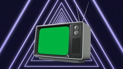 Television-with-a-green-screen-with-concentric-circlesq