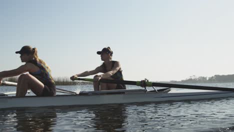 Female-rowers-training-on-a-river