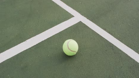 Video-of-tennis-ball-lying-on-tennis-court
