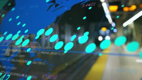 Animation-Der-Weltkarte-Und-Verarbeitung-Von-Daten-über-Einen-U-Bahnzug,-Der-An-Der-U-Bahn-Station-Ankommt