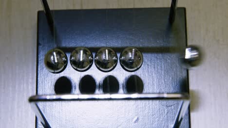 Newtons-Cradle-in-dental-clinic