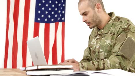 Soldier-using-laptop