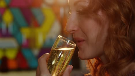 Beautiful-woman-drinking-champagne