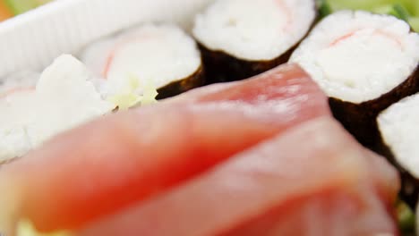 Bandeja-De-Sushi-Variado