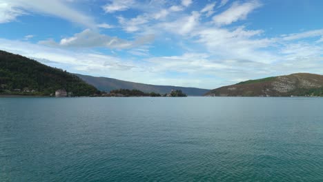 Der-Annecy-See-Ist-Ein-Malerisches-Gewässer-In-Einem-Gebirgstal