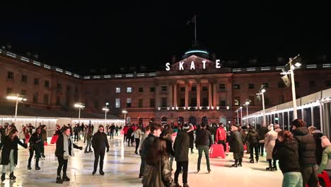 Ice-Skating-in-Somerset-House-before-Christmas,-London,-United-Kingdom