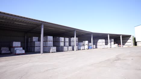 Outdoor-warehouse-with-large-boxes,-providing-ample-storage-space-for-efficient-organization-and-convenient-inventory-management