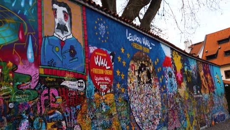 John-Lennon-Wall-in-Prague,-Czech-Republic